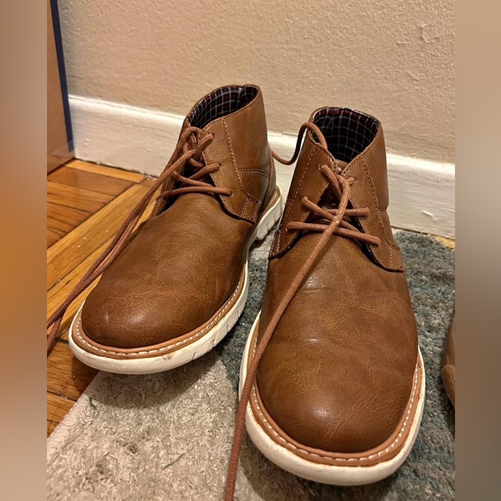 Ben Sherman Dirk Chukka (Brown dress shoe)
